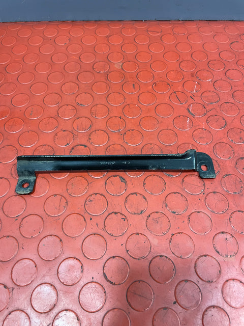 Vauxhall Vivaro/Citroen Dispatch/Peugeot Expert/Toyota Proace/Fiat Scudo BATTERY HOLDER BRACKET 1.5 2016-2024 P/N 98049597