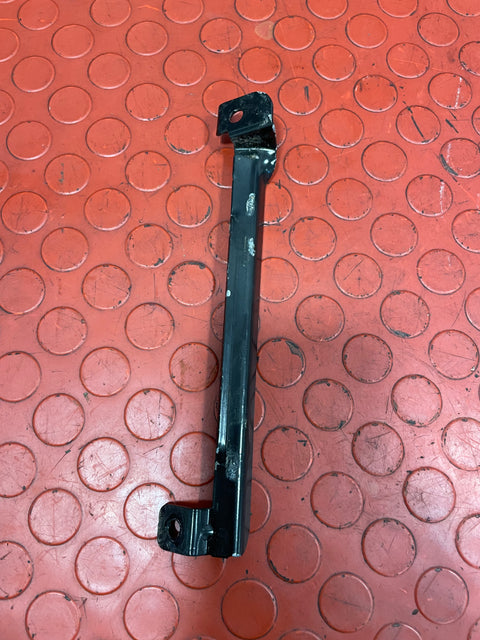 Vauxhall Vivaro/Citroen Dispatch/Peugeot Expert/Toyota Proace/Fiat Scudo BATTERY HOLDER BRACKET 1.5 2016-2024 P/N 98049597