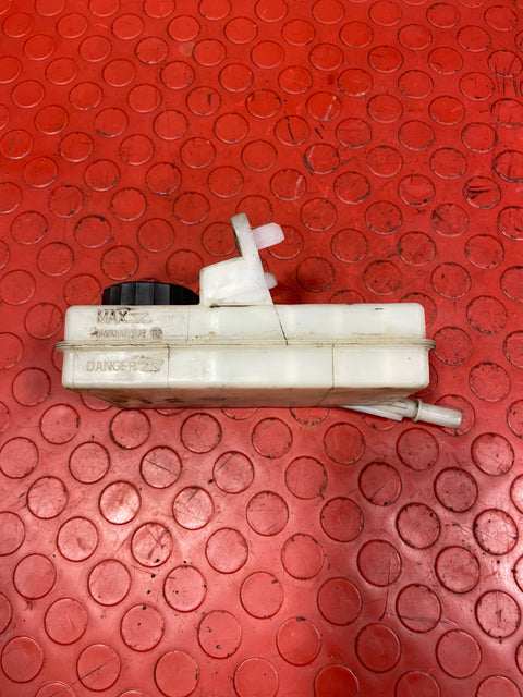 Citroen Berlingo/Peugeot Partner BRAKE FLUID RESERVOIR 1.6 2008-2018 P/N 9680907780