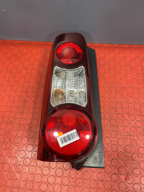 Citroen Berlingo/Peugeot Partner TAILLIGHT (Damage Lower Mounting Point) Passenger's Side 2008-2017 P/N 9680608080 - 1