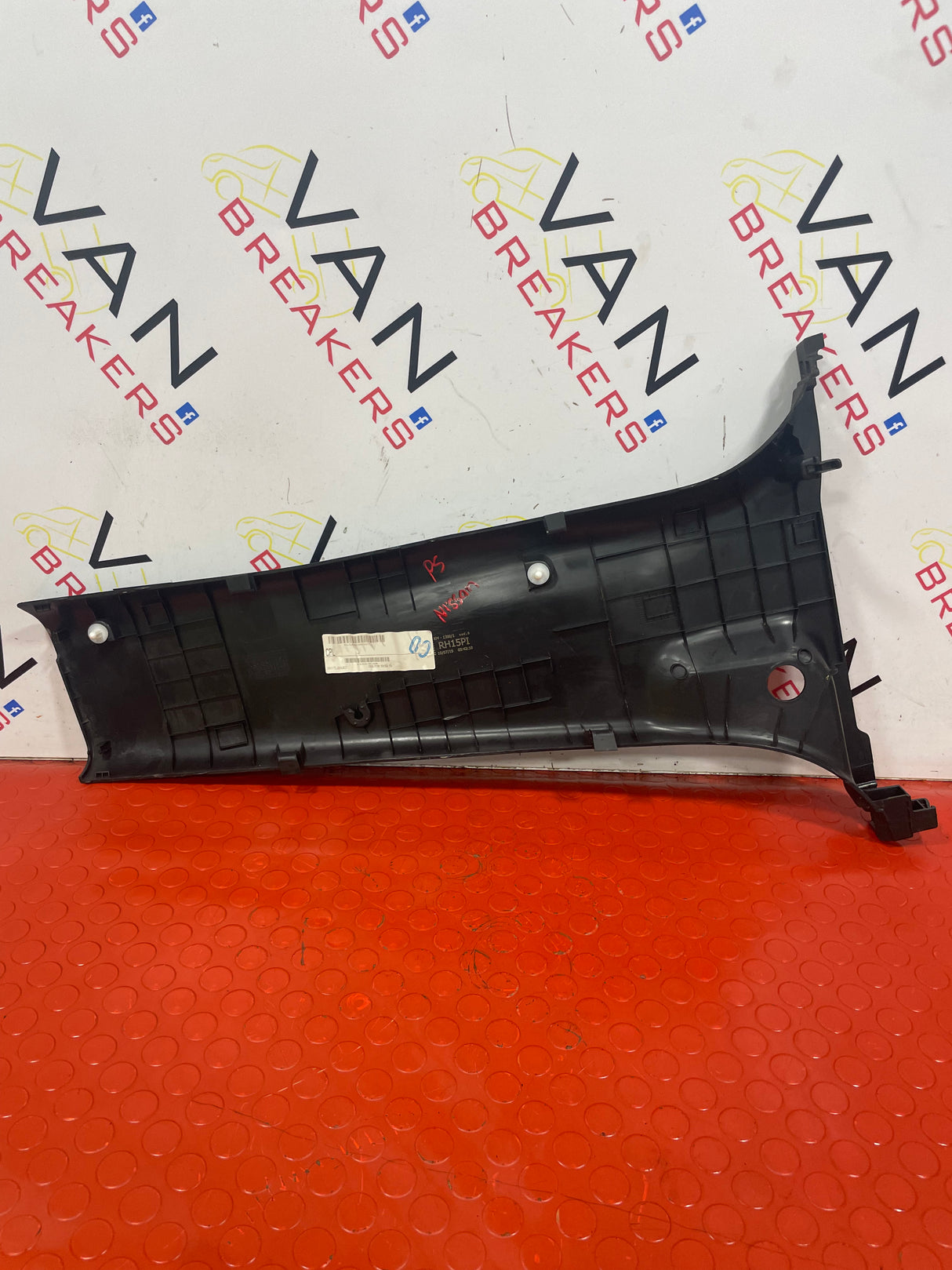 Nissan Navara P/S LOWER PILLAR TRIM 2015-2024 P/N 769164KJ0A