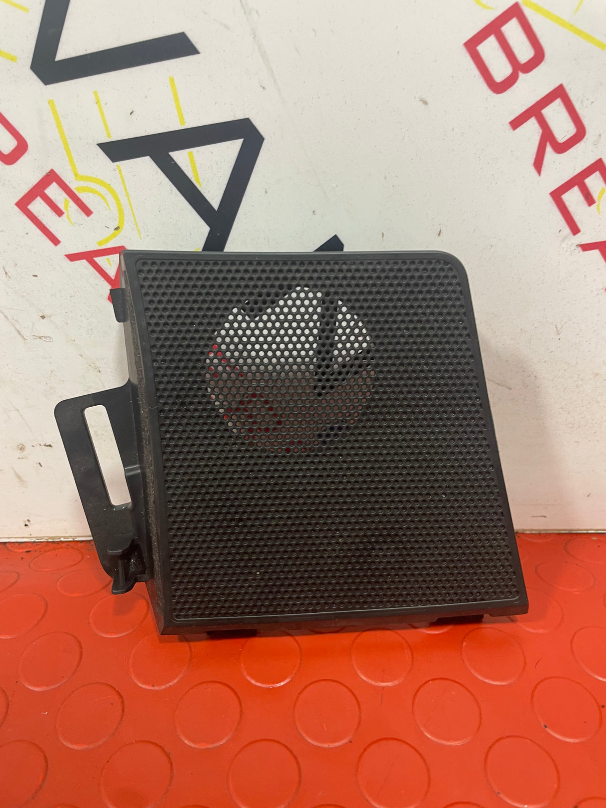 Nissan Navara D/S SIDE SPEAKER COVER 2015-2024 P/N 281764KJ0A