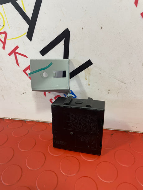 Nissan Navara RECEIVER ECU MODULE 2015-2024 P/N WC1G0063A