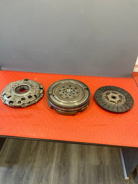 Ford Transit CLUTCH KIT FLYWHEEL,PRESSURE PLATE,CLUTCH LINING MK8 2.0 RWD 2016-2023 P/N GK317563AA/GK316477AB/C1045744