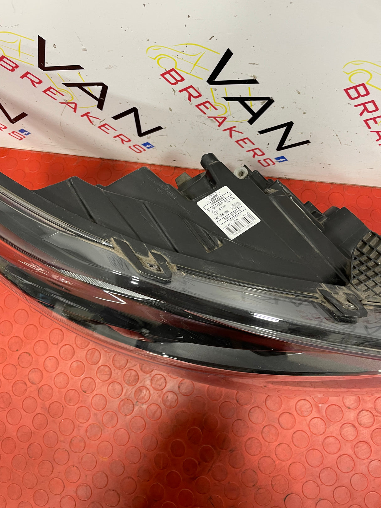 Ford Transit Custom HEADLIGHT DRIVER SIDE RH (BROKEN CLIP) 2013-2018  P/N BK2113W029AJ - 1