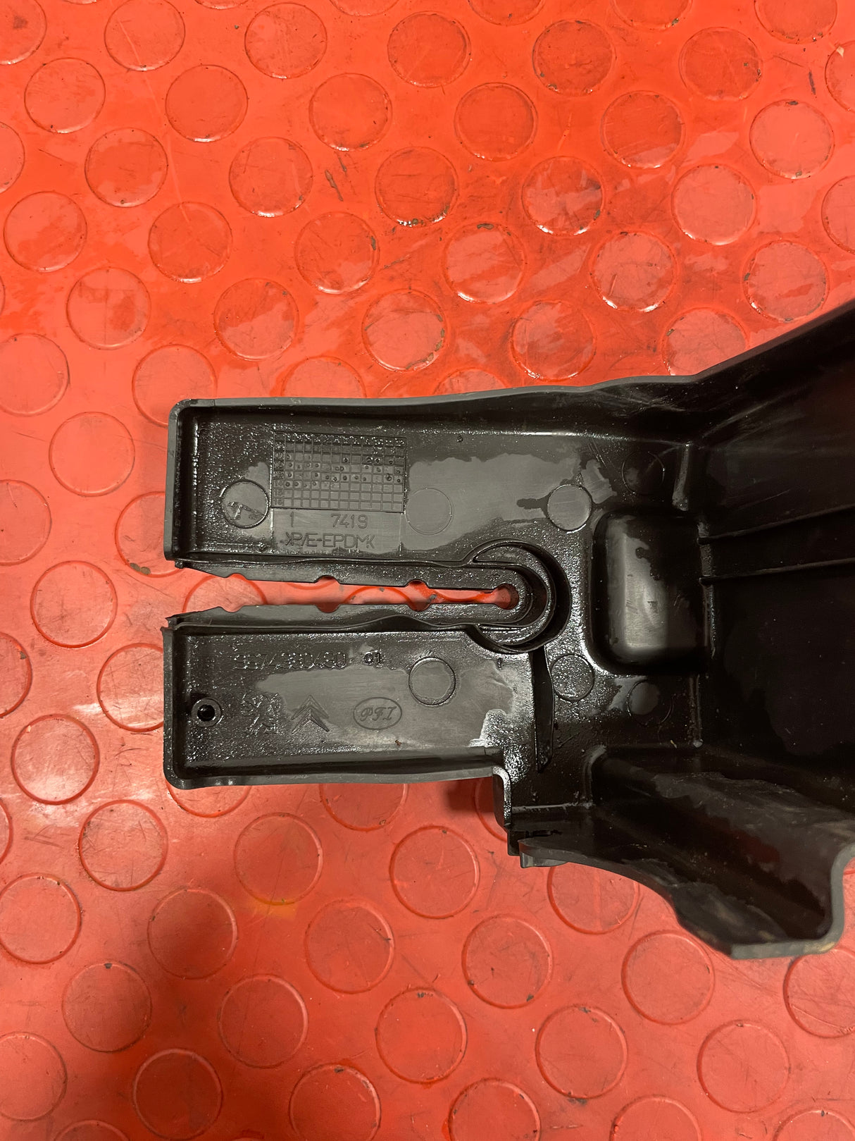 Citroen Berlingo Peugeot Partner ABS PUMP COVER 2008-2018 P/N 9674380480