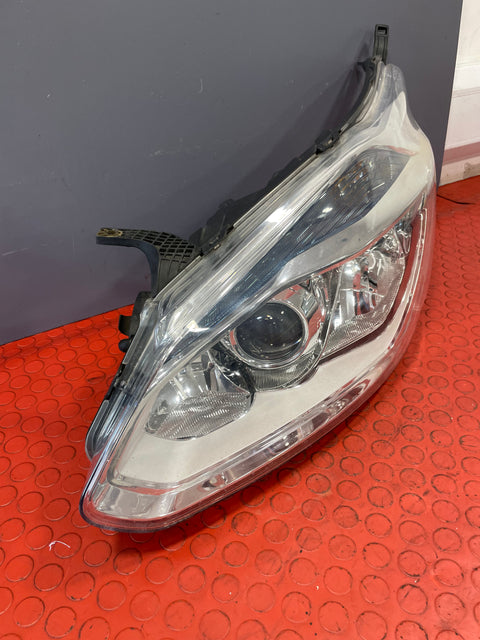 Ford Transit Custom HEADLIGHT ASSEMBLY Passenger's Side 2013-2016 P/N BK2113D153B