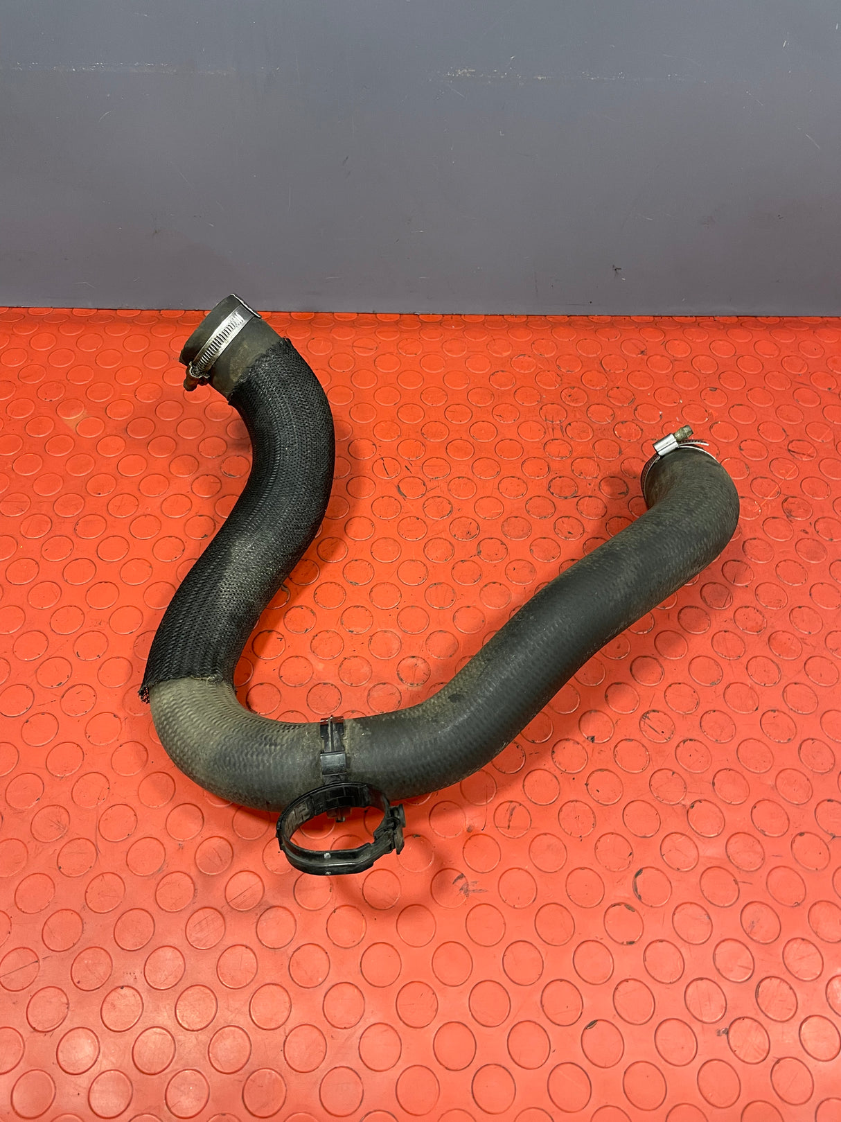 Citroen Berlingo/Peugeot Partner/Vauxhall Combo/Toyota Proace City TURBO INTERCOOLER HOSE 2019-2024 P/N 9820100780 - 1