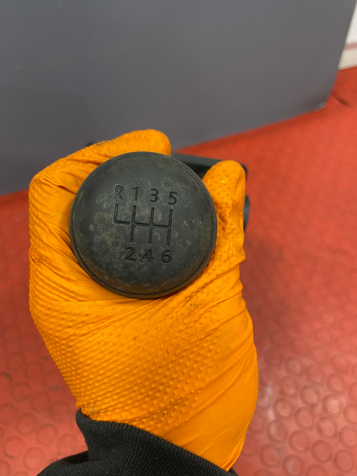 Volkswagen Crafter 2.0 FWD 6-Speed GEAR SELECTOR MECHANISM 2021 P/N 2N0711025