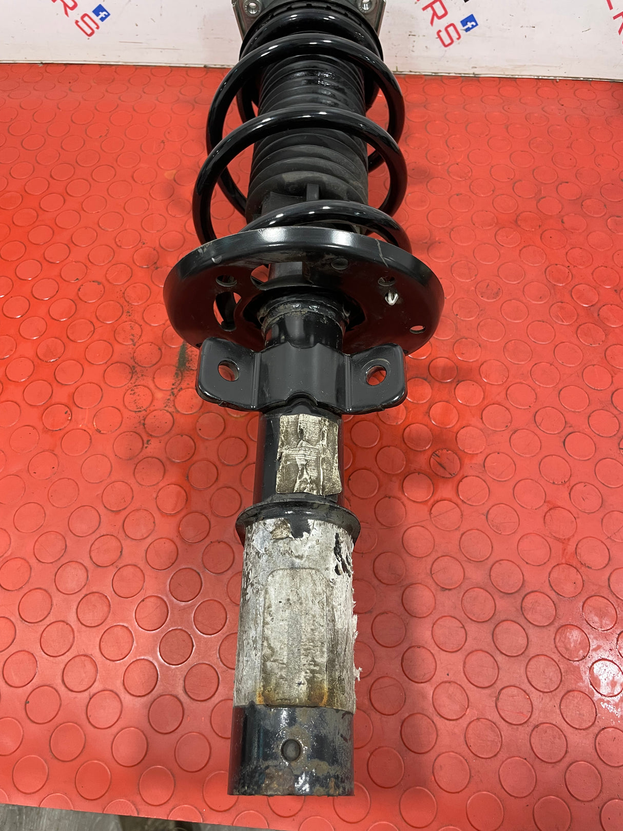 Citroen Berlingo Peugeot Partner FRONT SHOCK ABSORBER FITS BOTH SIDES 2018-2023 P/N 9852218480