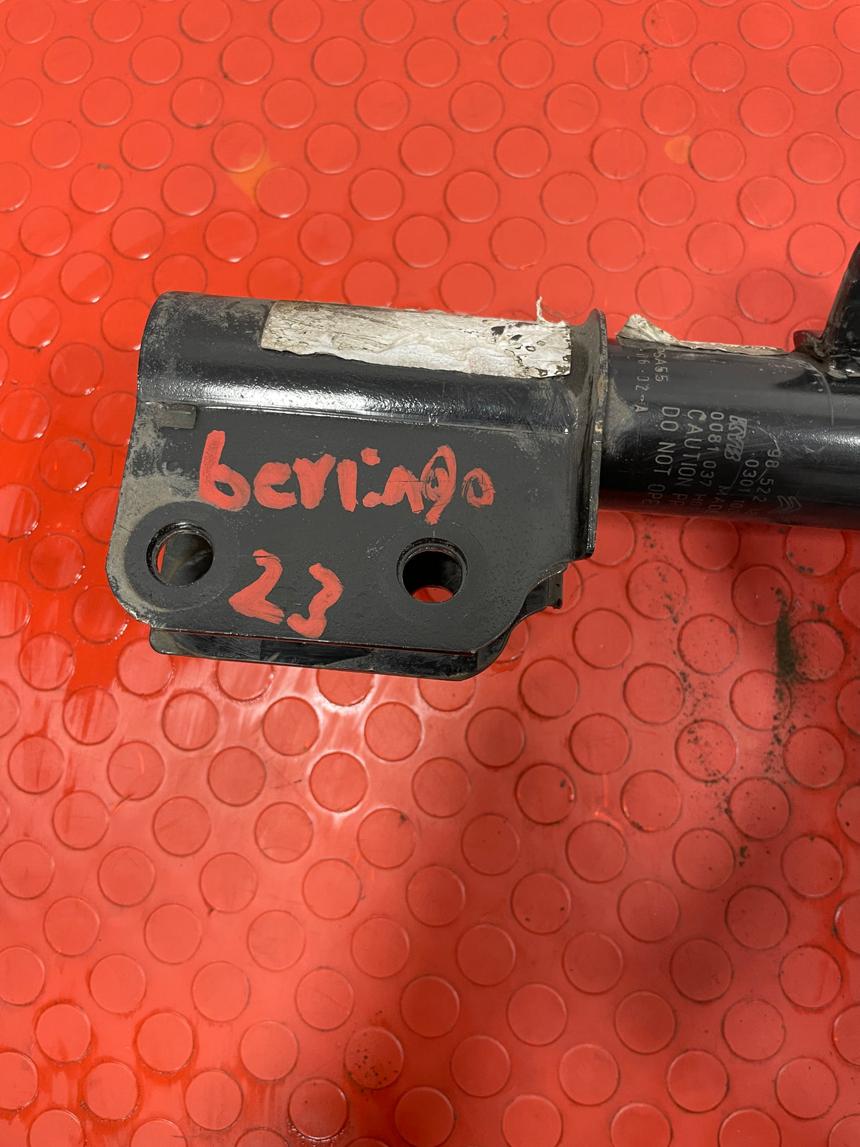 Citroen Berlingo Peugeot Partner FRONT SHOCK ABSORBER FITS BOTH SIDES 2018-2023 P/N 9852218480