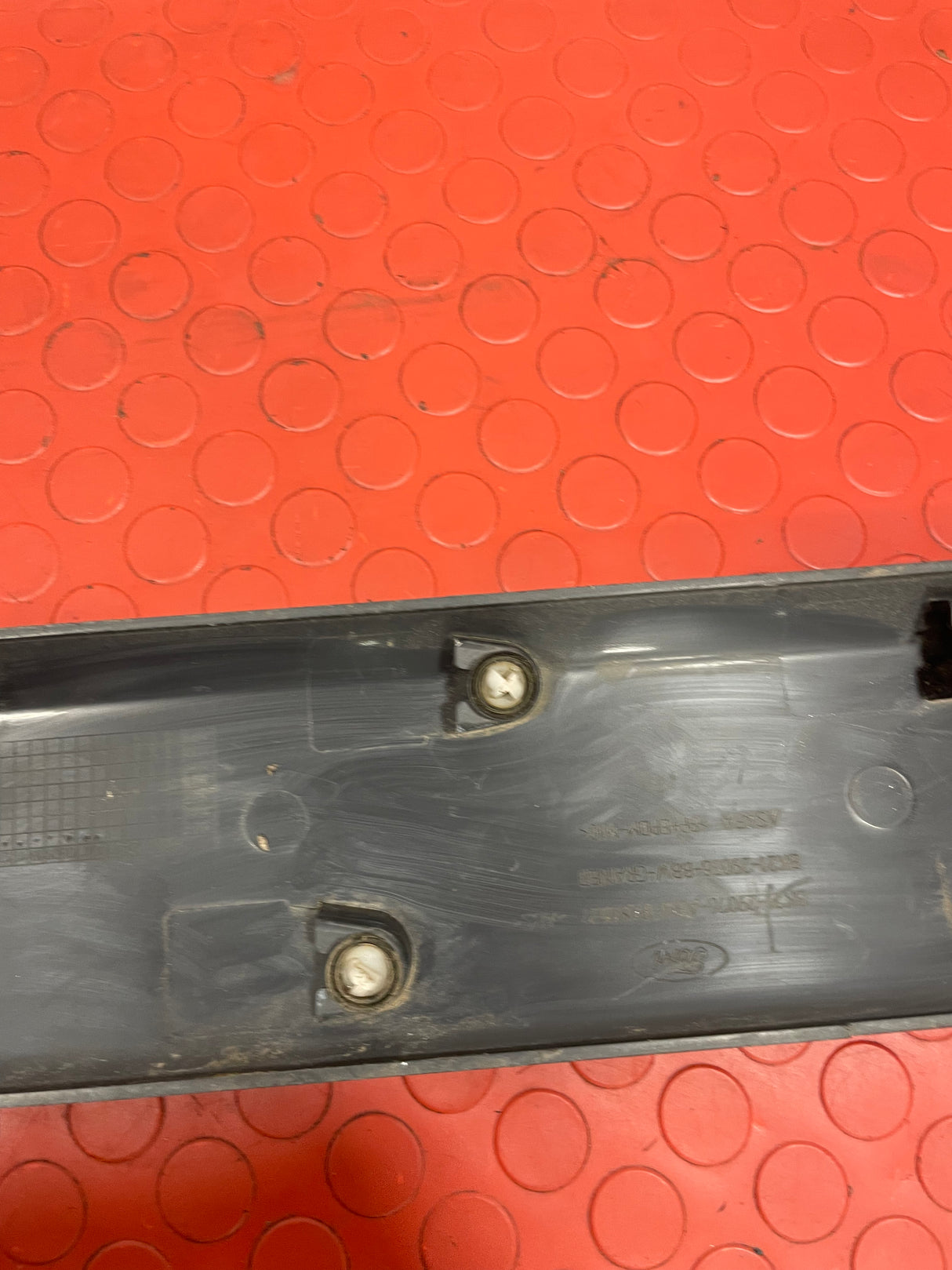 Ford Transit Custom DRIVERS SIDE SLIDING DOOR MOULD (SCRATCHED) 2014-2019 P/N BK2129076ABW