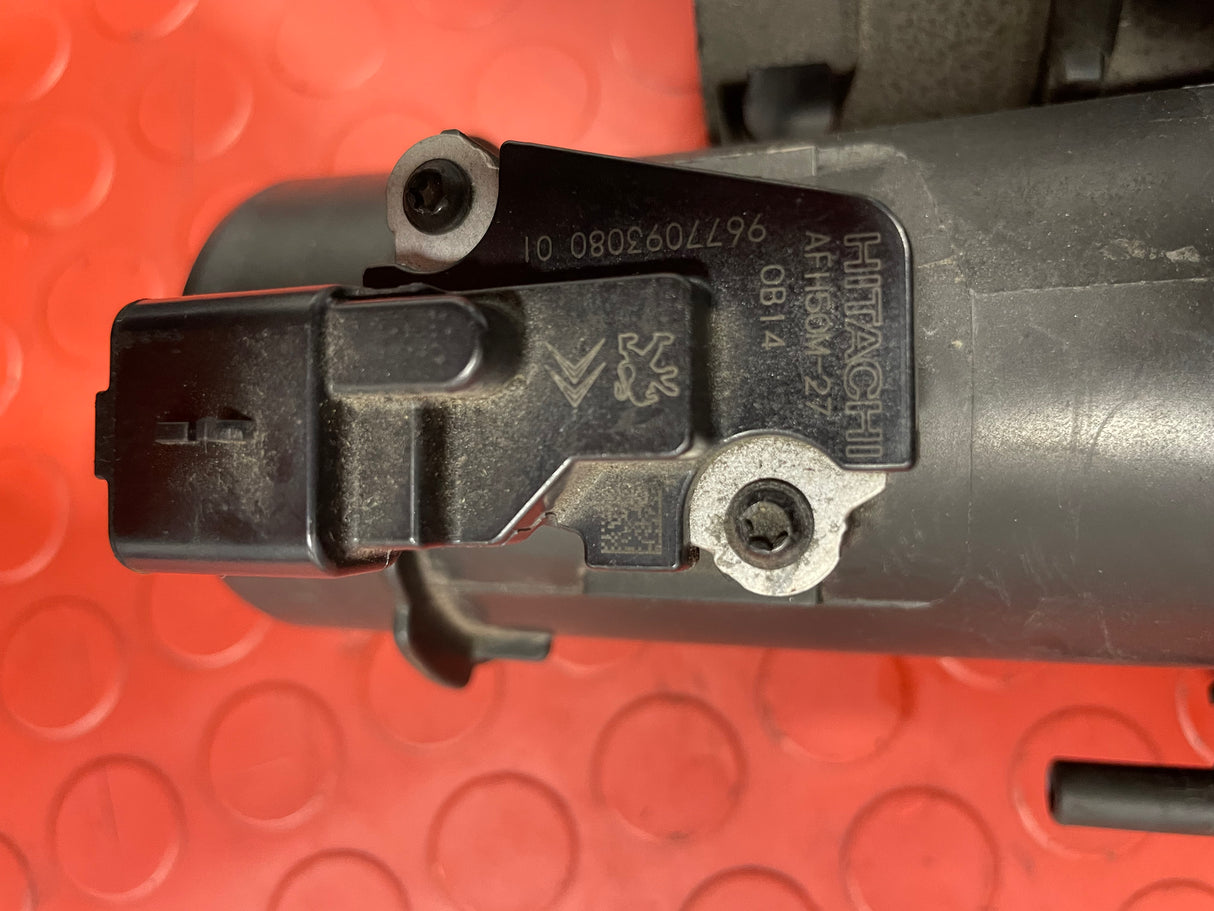 Citroen Berlingo/Peugeot Partner/Vauxhall Combo/Toyota Proace City COMPLETE AIRBOX w/ AIR FILTER & MAF SENSOR 2019-2024 1.5/1.6 P/N 9828002080 - 2