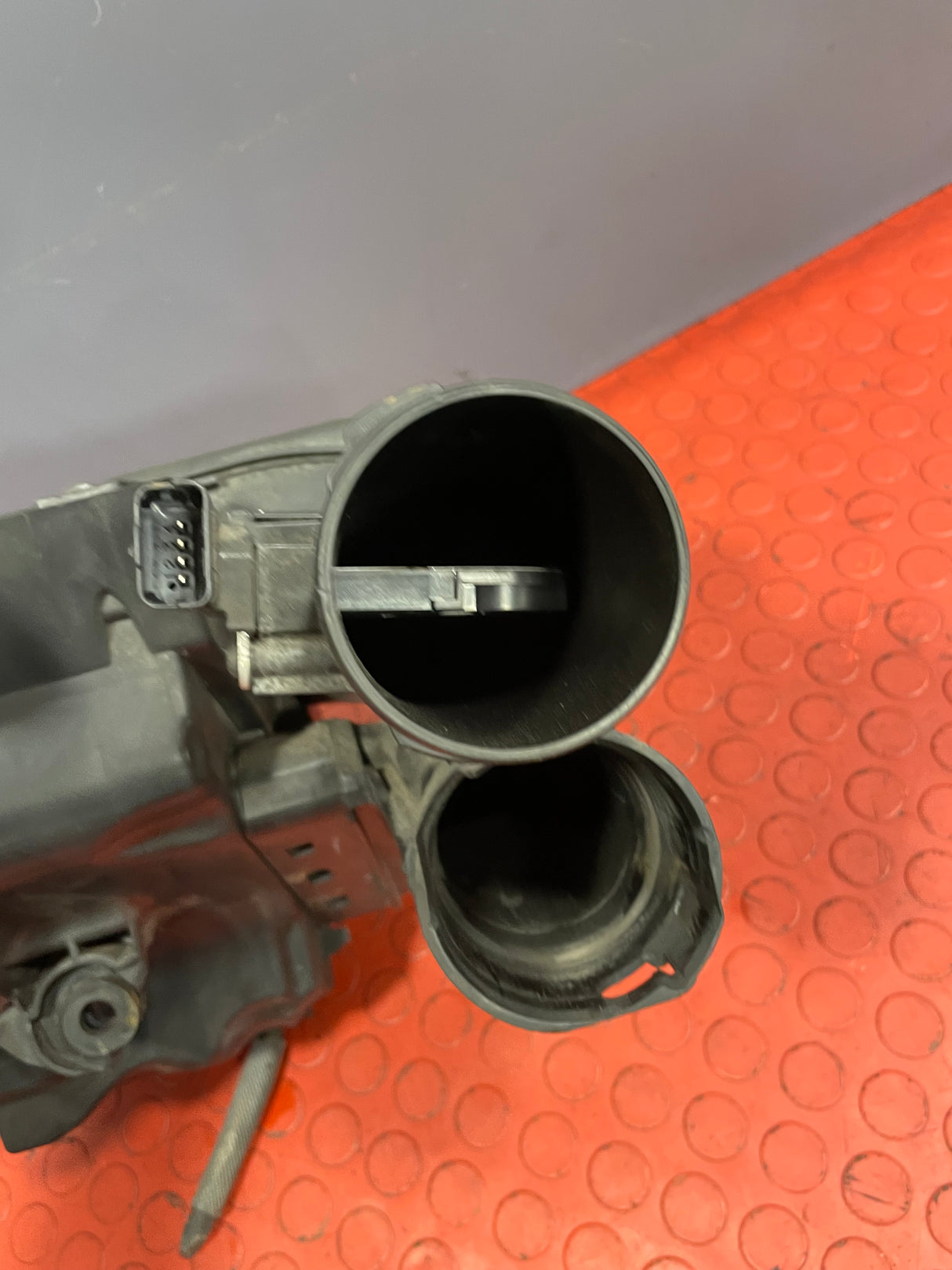 Citroen Berlingo/Peugeot Partner/Vauxhall Combo/Toyota Proace City COMPLETE AIRBOX w/ AIR FILTER & MAF SENSOR 2019-2024 1.5/1.6 P/N 9828002080 - 2