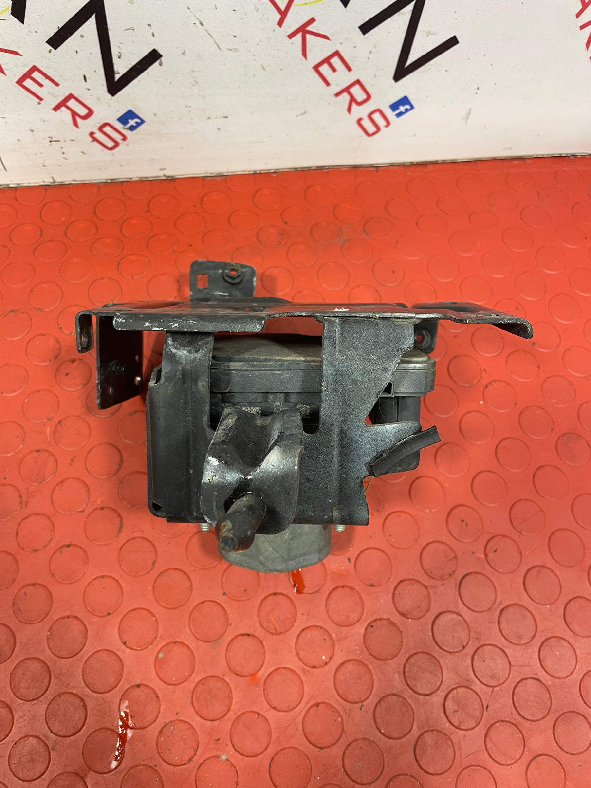 Ford Transit Custom  ABS PUMP/MOLDULE AND BRACKET MK8 2016 ONWARDS  P/N 0265956396