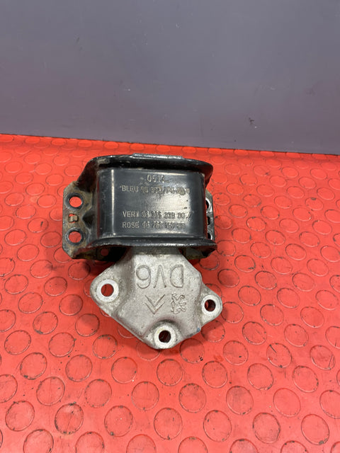 Citroen Berlingo/Peugeot Partner ENGINE MOUNT Driver's Side 1.6 2011-2018 P/N 9636270080 - 1