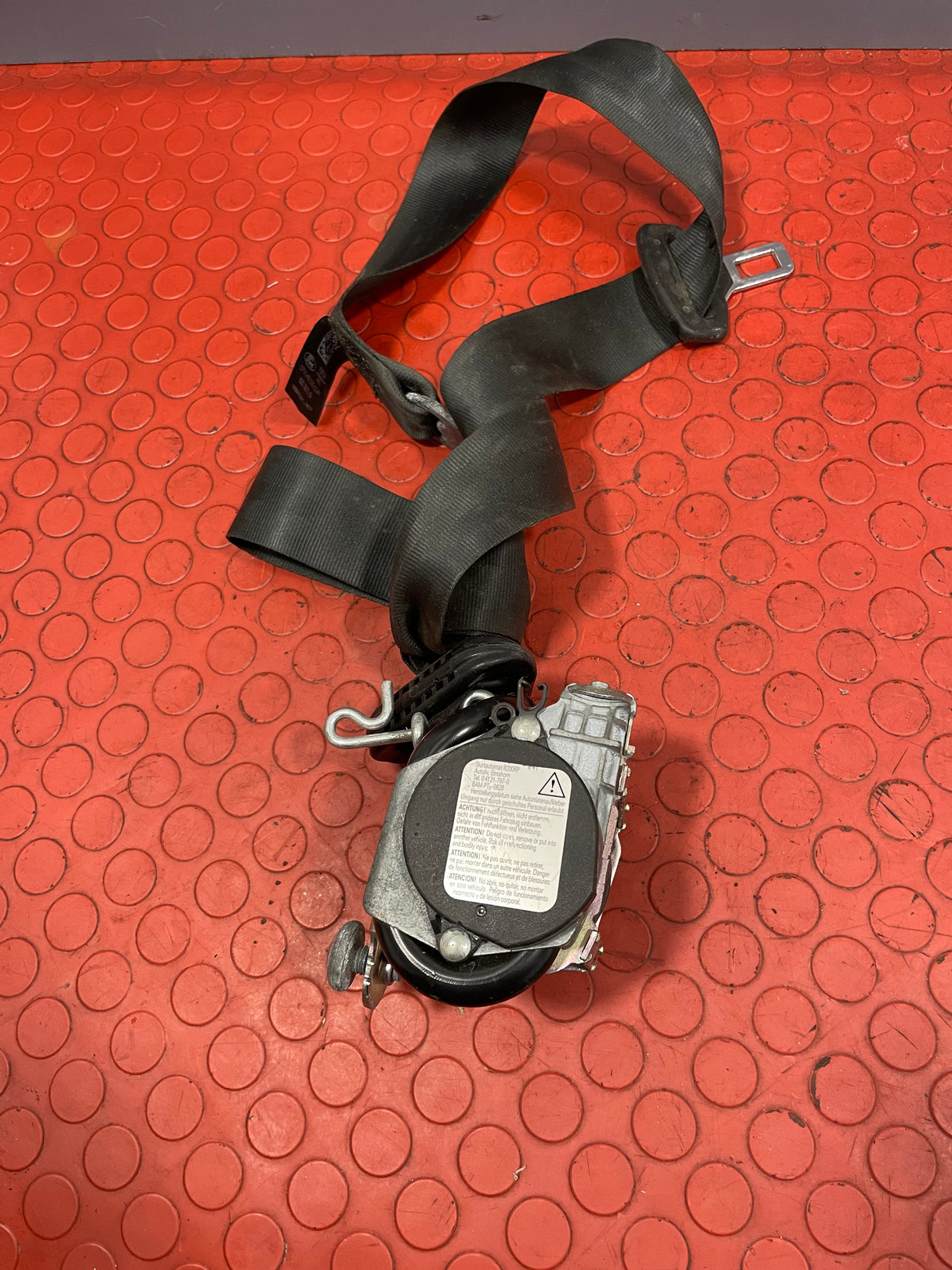 Ford Transit Connect FRONT SEAT BELT PASSENGER'S SIDE LH 2014-2017 P/N DT11K61295CCW