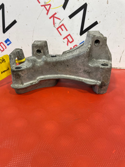 Citroen Berlingo/Peugeot Partner DRIVERS SIDE ENGINE MOUNT 1.6 2008-2018 P/N 9688615780