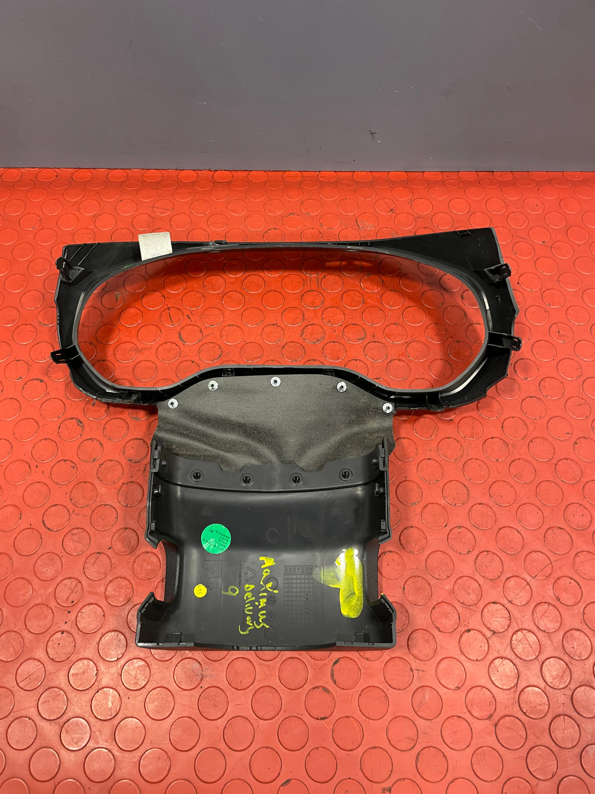 Saic Maxus Deliver 9 INSTRUMENT CLUSTER PANEL HOUSING 2.0 2021-2024 P/N C00076723