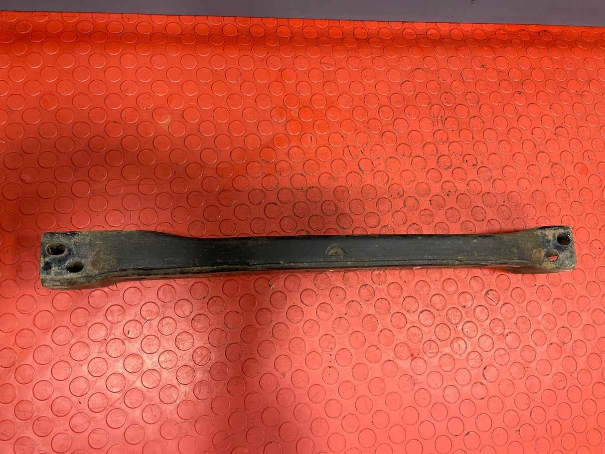 Nissan Navara D40 2.5 CROSSMEMBER 2005-2015 P/N 29981001