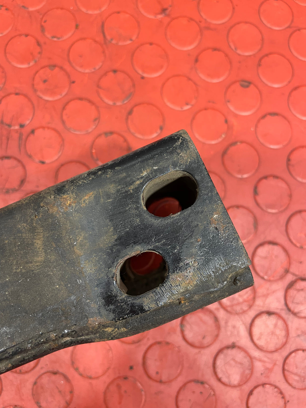 Nissan Navara D40 2.5 CROSSMEMBER 2005-2015 P/N 29981001