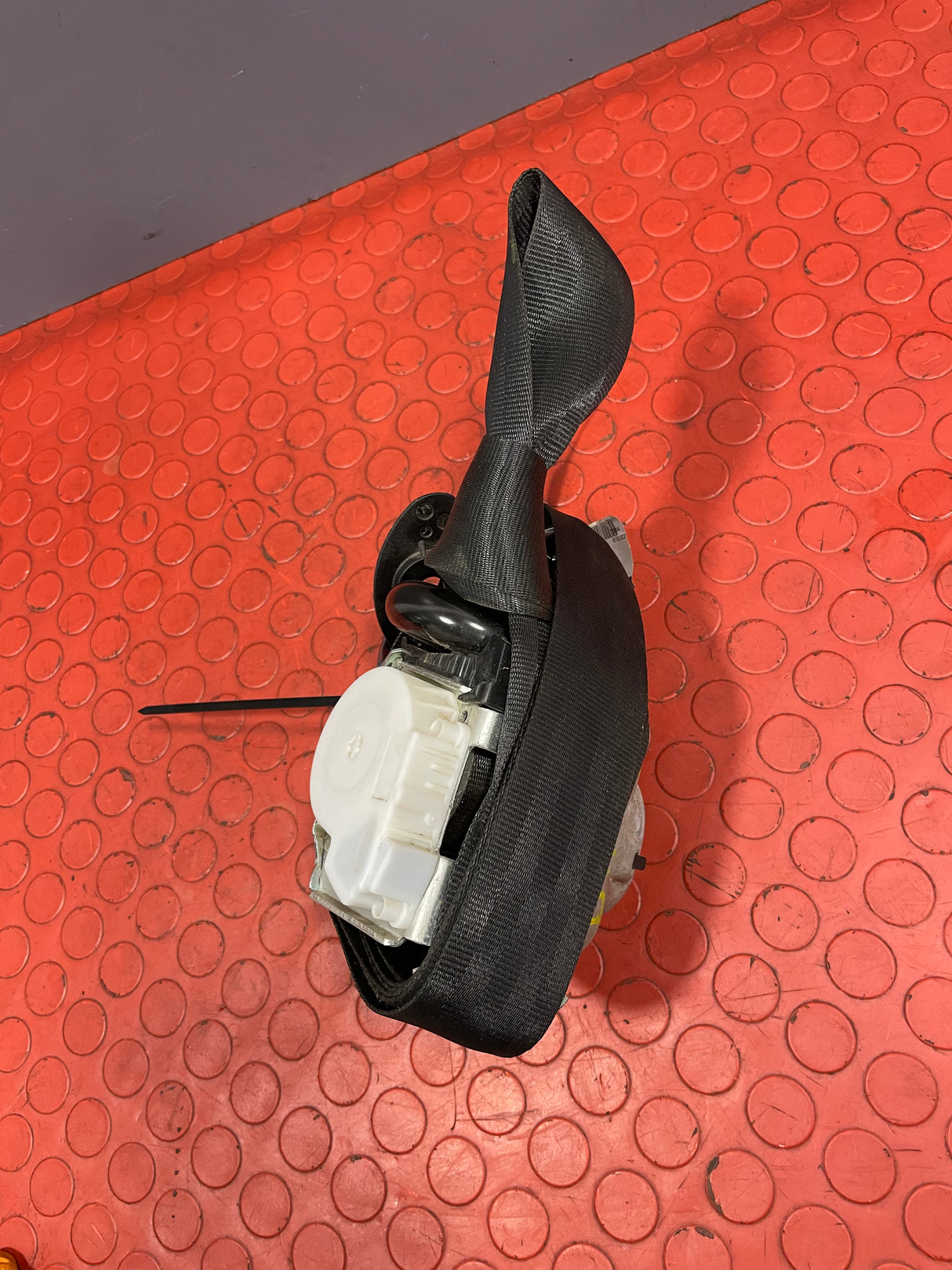 Citroen Berlingo/Peugeot Partner/Vauxhall Combo/Toyota Proace City SEAT BELT FRONT Driver's Side  P/N 98172277XX