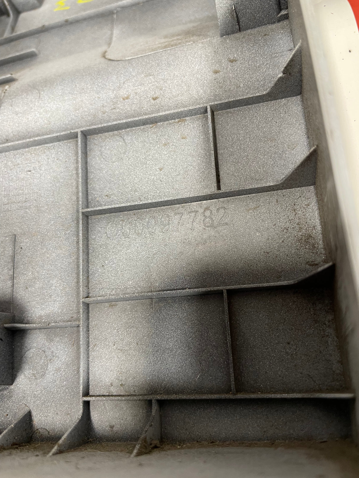 Saic Maxus Deliver 9 MOULDING TRIM Driver's Side 2021-2024 P/N C00097782