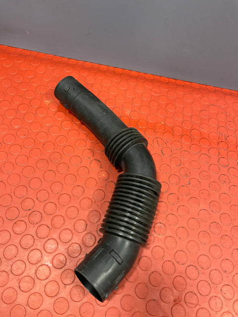 Citroen Berlingo/Peugeot Partner 1.6 AIR INTAKE PIPE 2008-2018 P/N 9675055580