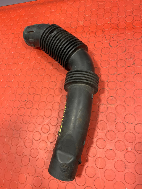 Citroen Berlingo/Peugeot Partner 1.6 AIR INTAKE PIPE 2008-2018 P/N 9675055580