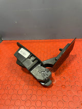 Citroen Dispatch/Peugeot Partner/Vauxhall Vivaro/Toyota Proace/Fiat Scudo FUEL COVER DOOR/FUEL FILLER CAP (BLACK) 2016-2024 P/N 9808725080