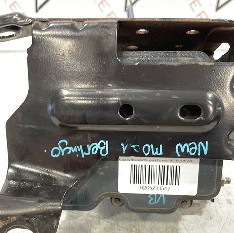 Citroen Berlingo/Peugeot Partner/Vauxhall Combo/Toyota Proace City ABS PUMP AND BRACKET 1.5 HDI 2019-2024 P/N 0265293542