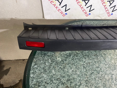 Ford Transit MK8 REAR BUMPER CENTRE SECTION STEP COVER (NO SENSORS)  2013-2018  P/N BK3117E926