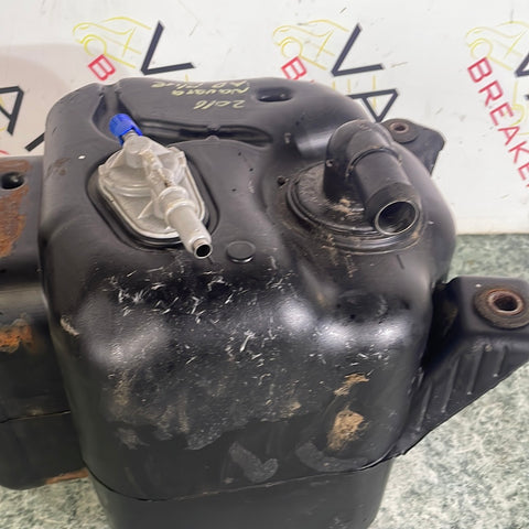 Nissan Navara AdBlue TANK AND PUMP 2.3 2016 P/N 204114KJ0A