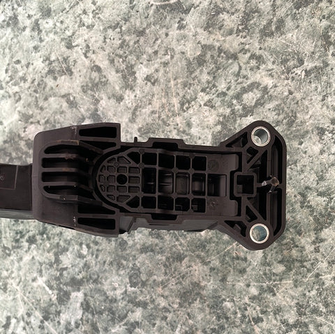 2018 Volkswagen Crafter accelerator pedal