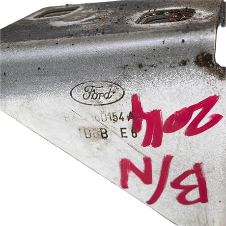 2014 Ford Transit MK8 O/S  bumper bracket 